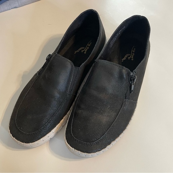 easy street Shoes - Easy Street Womens Bowen Faux Suede Slip-On Loafers Black Casual Size 7.5